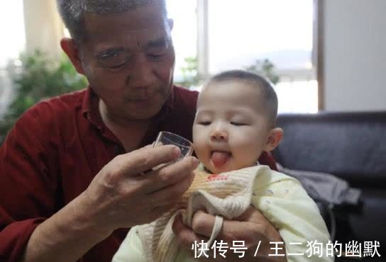 怀孕|67岁高龄怀孕选择生下女儿,引起全网争议的枣庄一家怎么样了?