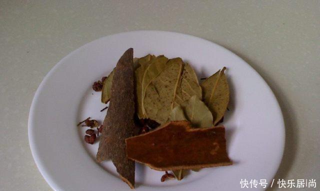 一家人|这道泡菜秘方不变,脆嫩爽口下饭,一家人爱吃三代人