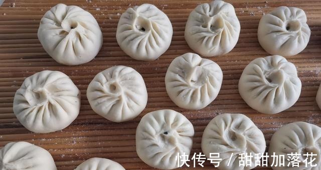 这叶子比根更营养，别再扔掉了，10月正鲜嫩，清脆爽口特下饭！