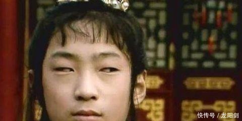 欧阳奋强#12岁时演红楼梦,因样貌丑陋成经典,如今成帅气大叔