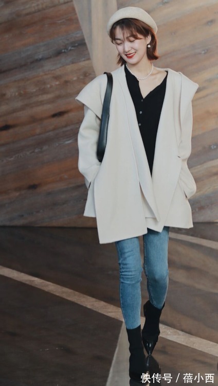 下半身|时髦的小个子女生今年都穿尖头鞋,精致大方还耐看,瞬间显高10cm