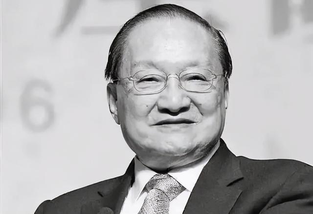 阎基!《雪山飞狐》中,胡一刀和苗人凤,到底谁的武功更高