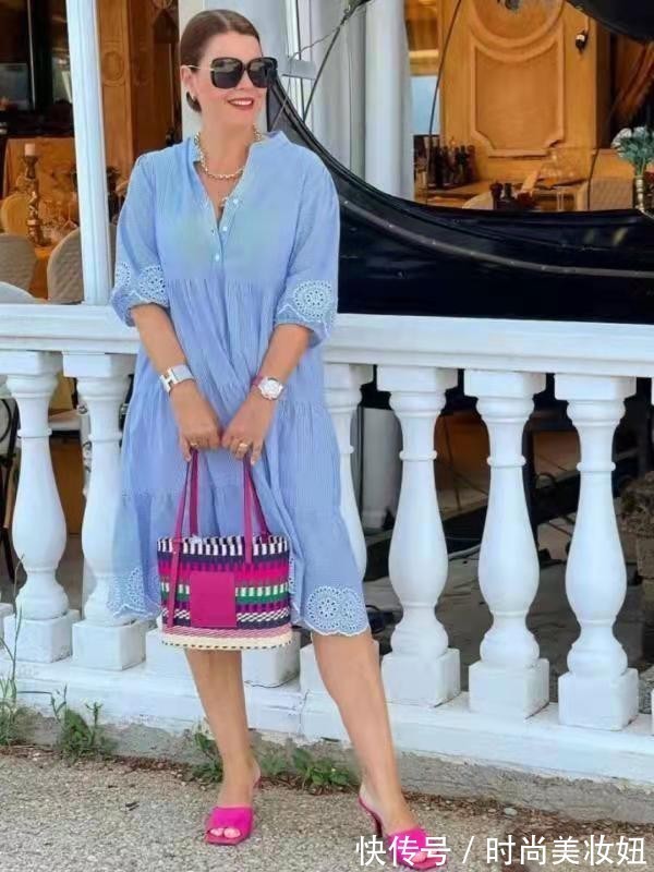 微胖身材|没想到,微胖身材长相平平,这样穿竟优雅又知性,不许你错过