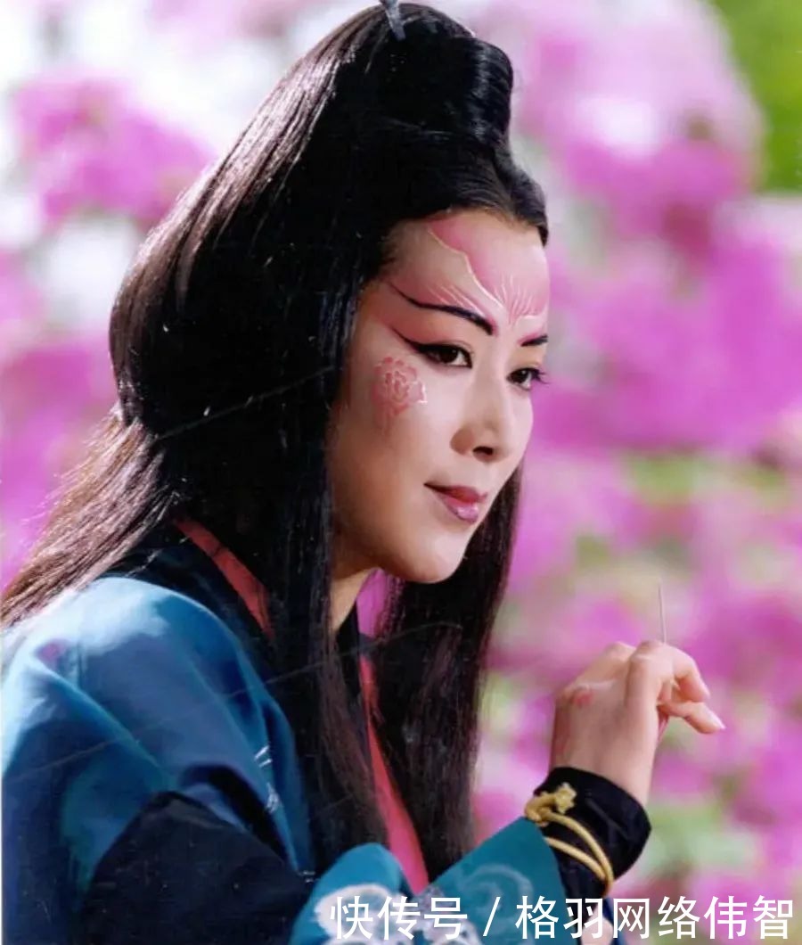 东方不败篡位,为何不杀任我行?背后一二把手的博弈