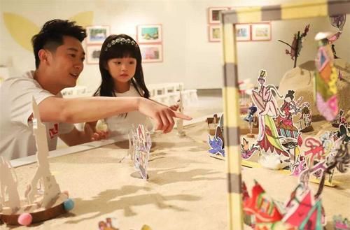 爸妈|“爸妈分开，你会跟谁？”将这种选择抛给孩子的，都不配做父母