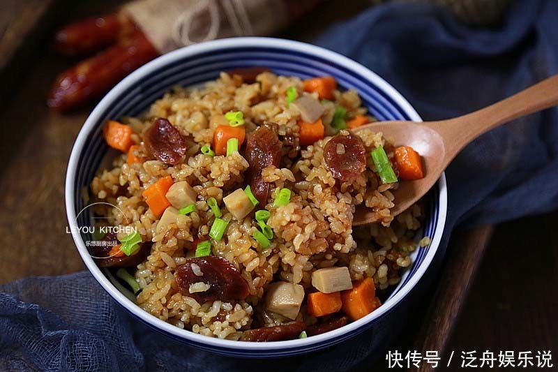 土豆|夏天做饭太热5道懒人焖饭,不用炒,只用一个电饭锅,饭菜全齐