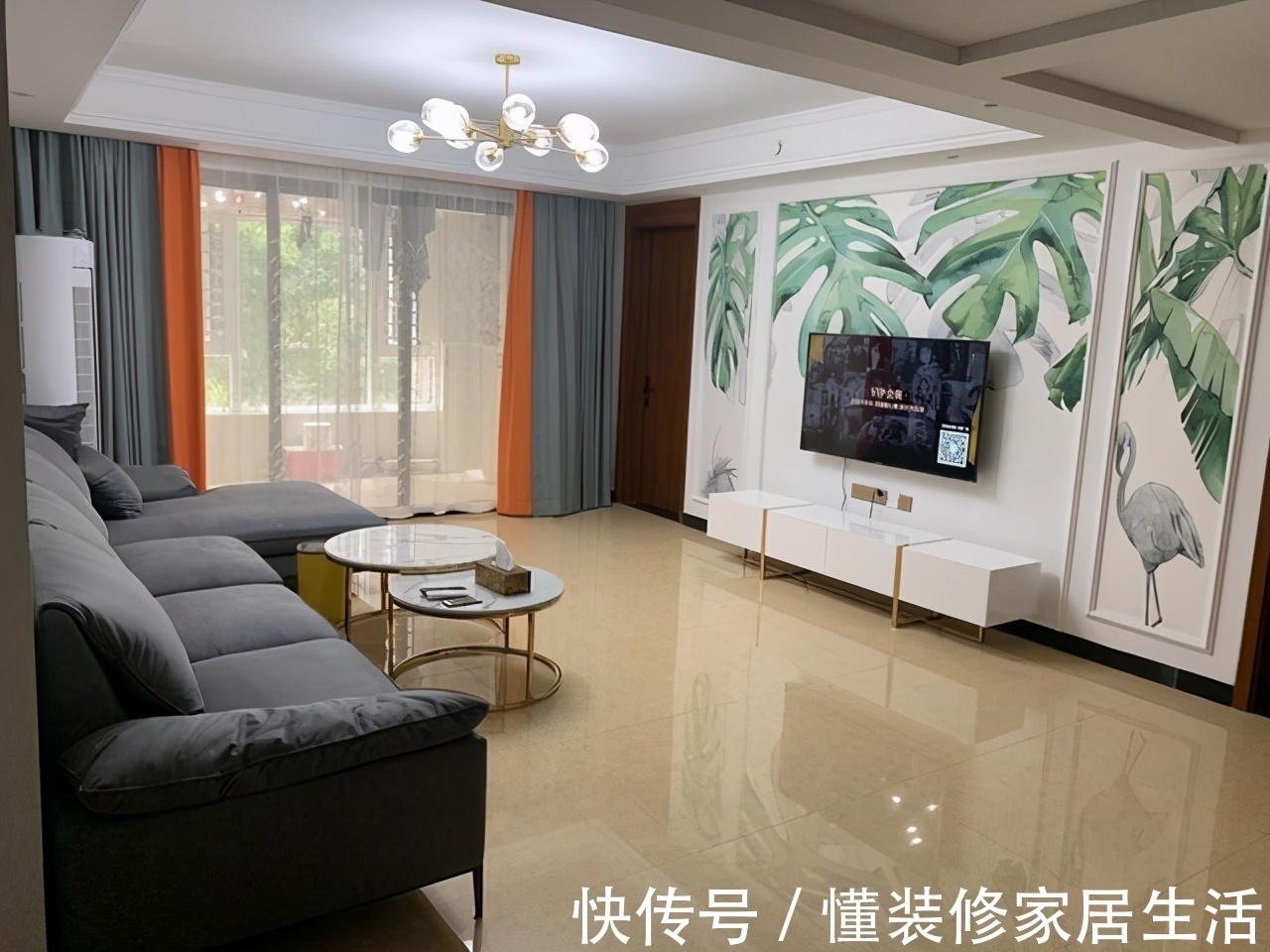 飘窗|简单装修的新房完工,就差软装布置,入户温馨大气,简约风很迷人