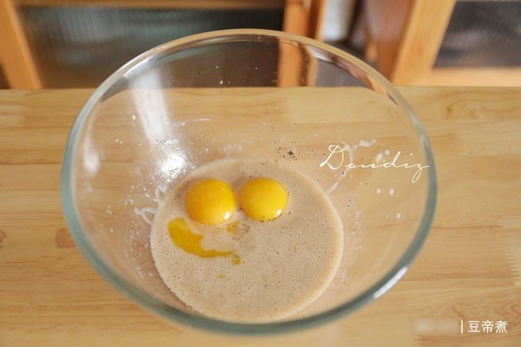 周末，给自己做个下午茶点心，红茶味小蛋糕味道真香