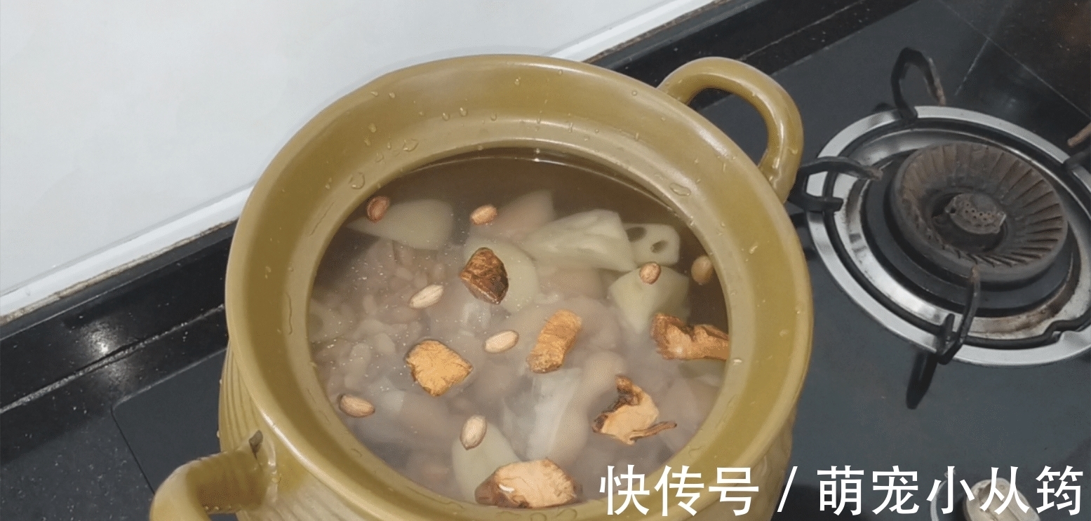 猪脚汤怎样煲好喝？告诉你配料与做法，掌握好这3点，汤美肉香