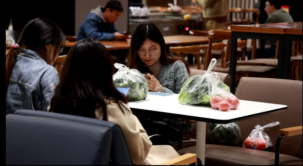 时令蔬菜|连续3年！余杭这家企业承包10亩地，每周给员工发时令蔬菜