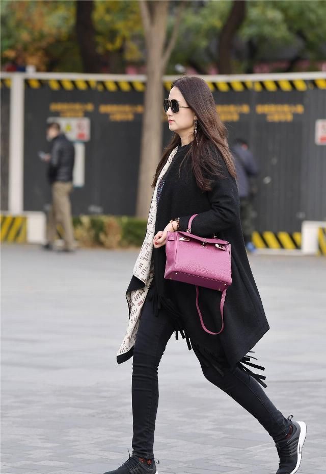 短装|短装长大衣,春天的穿衣搭配,怎样穿出自身的时尚潮流味儿