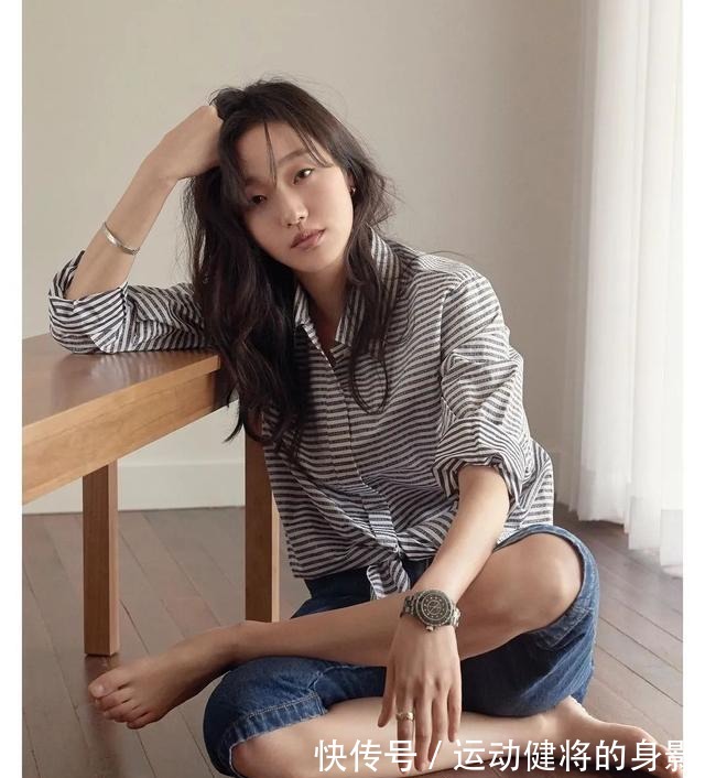 女孩|因为金靖,我对单眼皮女孩上头了