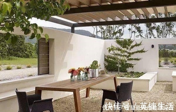 小面积后院怎样设计好看?这些景观设计和花园装饰技巧让你收获满满