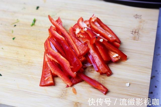 蔬菜|东北名菜酱蘸菜,简单方便又美味,一口便可以吃到几种蔬菜