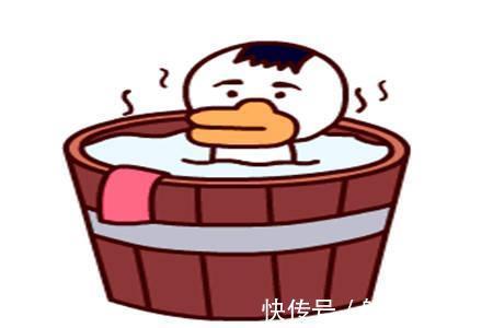 |幽默笑话:老公卡上少了五千块钱,是不是被哪个狐狸精骗走了