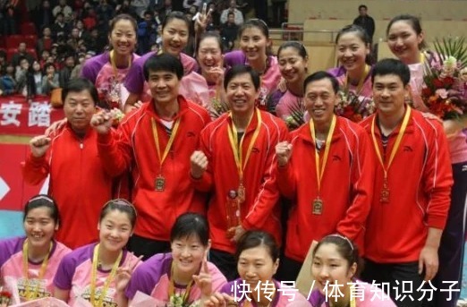 中国女排|王宝泉缔造天津女排八个纪录,不去接班郎平中国女排帅位可惜了!