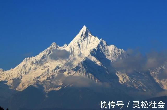 盘点中国十大最美山峰，去过五座以上，你真的是旅行家了