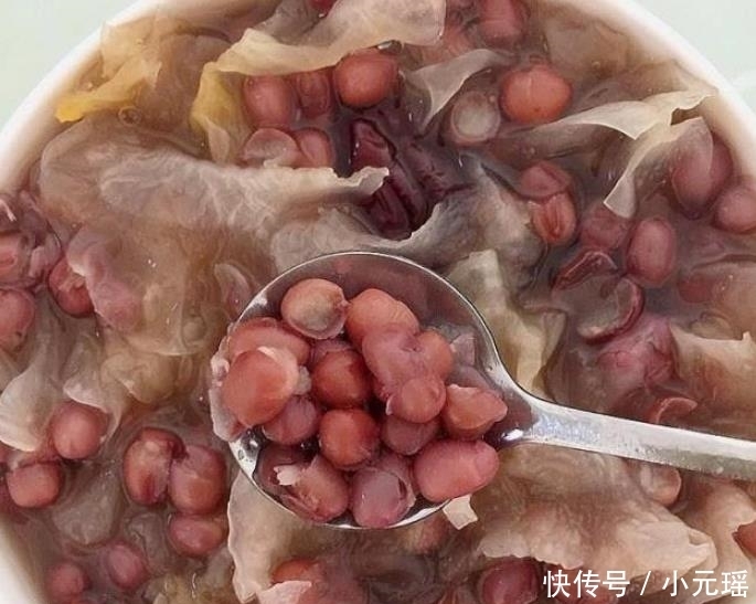 种美食|“穷人的阿胶”,5块钱煮一锅,吃货:每月省下1000面膜钱