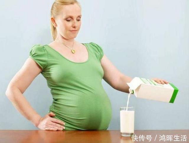 晓梅|怀孕到了孕中期以后,是胎儿营养吸收的疯狂期,这四种营养不能缺