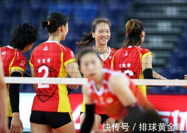 辽宁女排|山东女排队长无缘全运,辽宁更换主力自由人,上海仲慧被新人取代