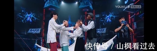 面对布布的困境，队长王一博看得很清楚，给他的寄语也很贴心