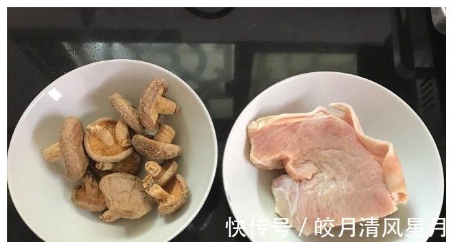 发菜谱|比老干妈还好吃的拌酱,做法简单,咸香有味,看着就流口水!