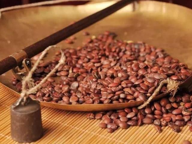 粳米|晚上总是失眠怎么办?它加白开水泡着喝,一觉睡到天亮!