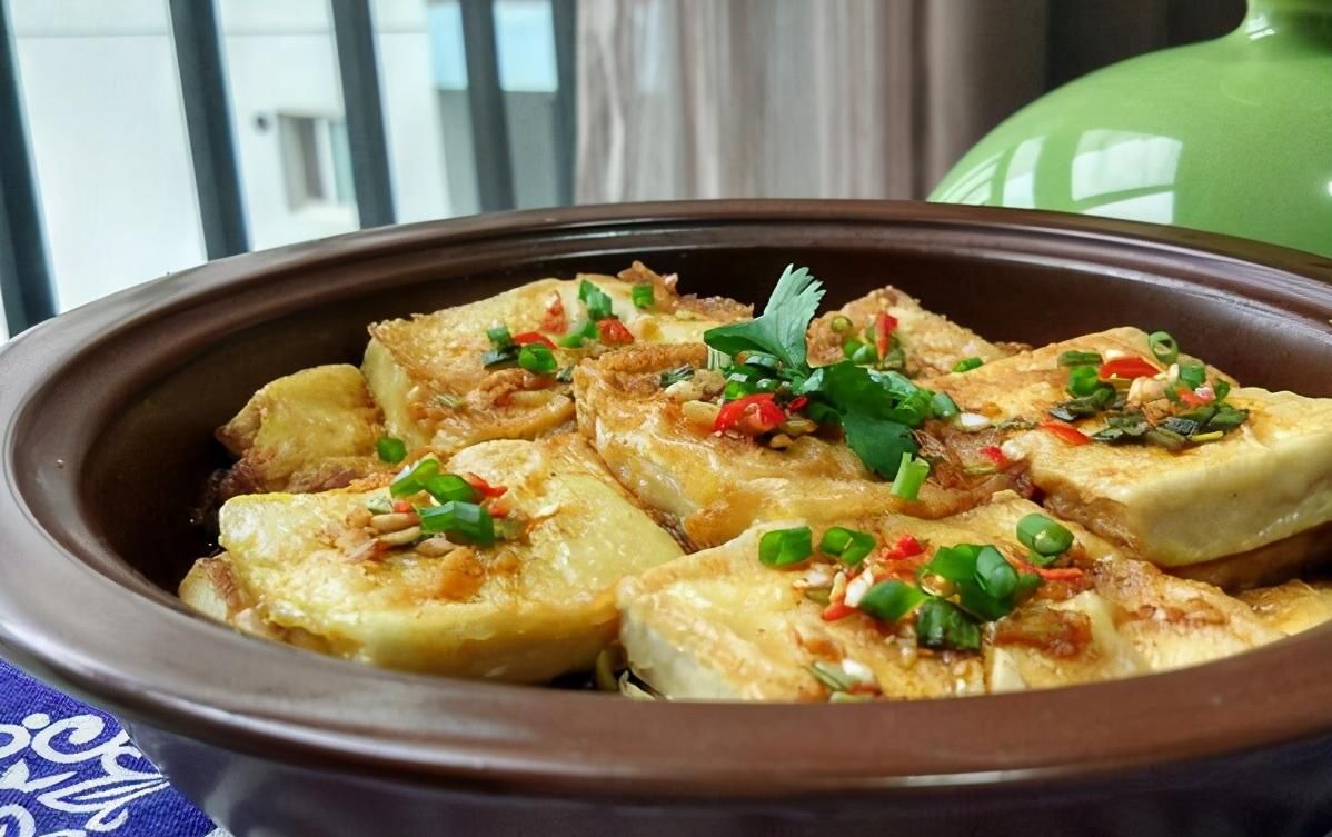 冬天寒冷注意饮食，推荐3种美食，清热排毒，润肤抗衰，好处多多