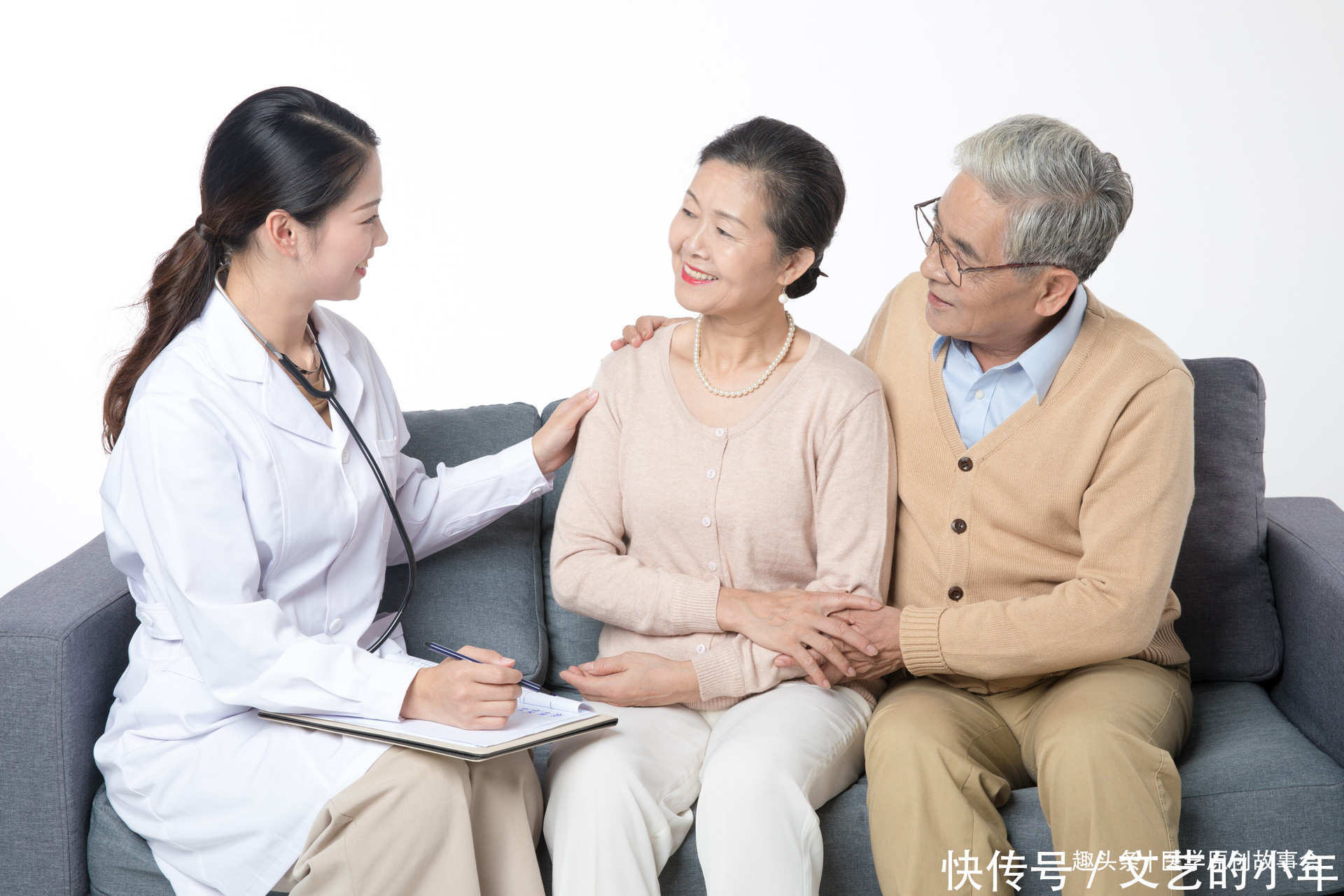 痛风|痛风是拖出来的,医生忠告,晨起两坚持晚上两不要,尿酸才会更好
