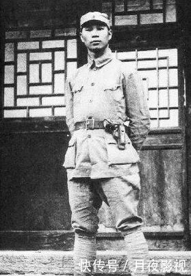 开国|他是一名开国将军，被称为天将下凡，日本名将阿部规秀就死于他手