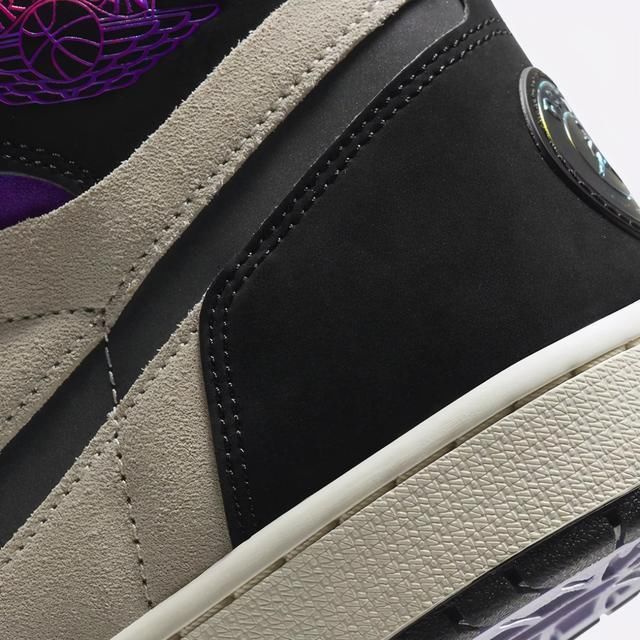 天猫上架AJ1“银脚趾”+PSG联名，神仙打架？