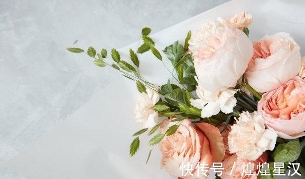 在你身边|中旬之后,桃花交织,思念如疾,内心光明,回望旧爱,甜蜜如初