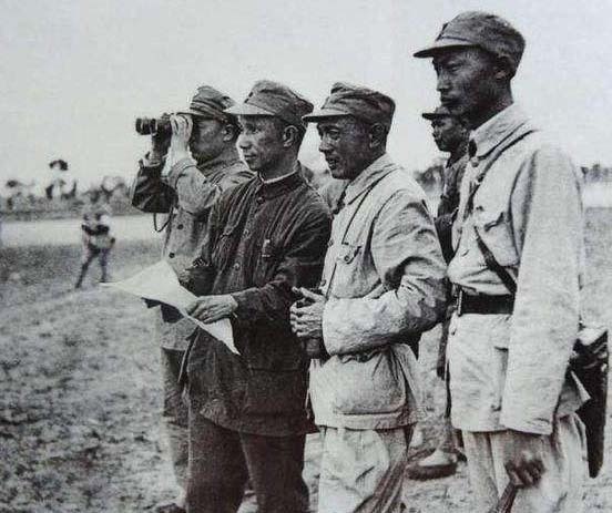 文静|粟裕将军外表文静,性格儒雅,为何还能成为我军顶级名将