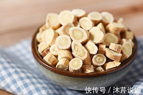 当归|面色惨白,有气无力多半是气血不足,2味药泡水喝,气血双补!