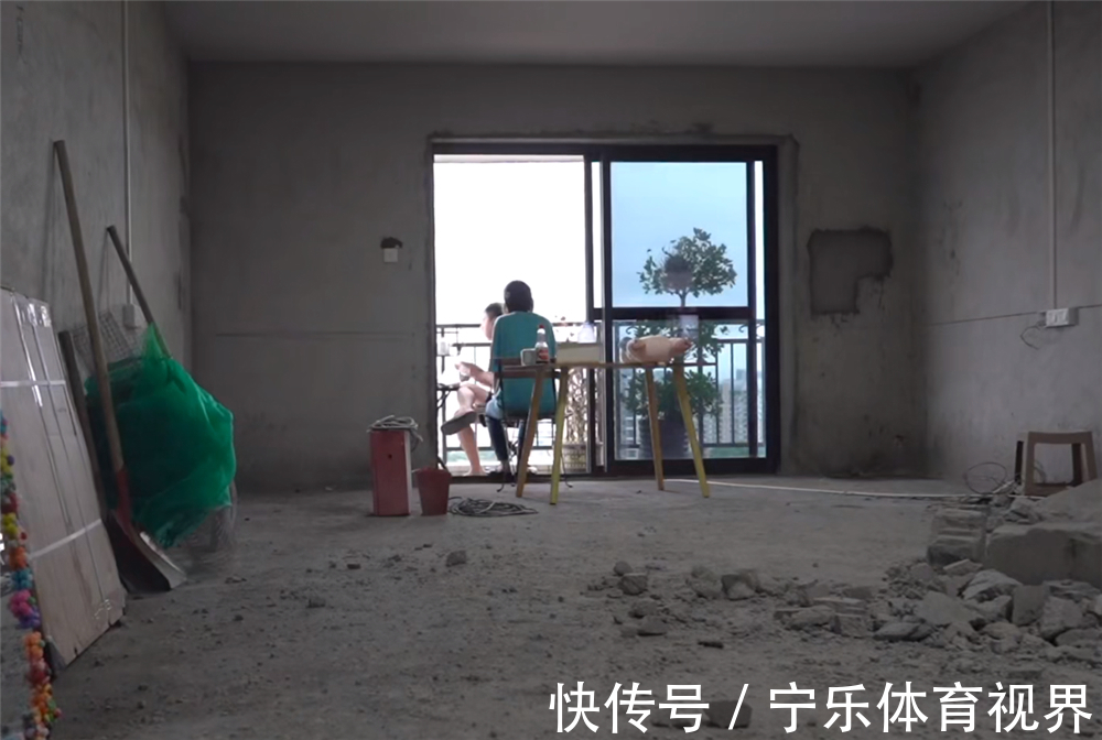 装修|东北小夫妻住了3年毛坯房,简不简陋不清楚,但是家居用品真全乎