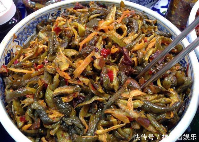 誘發|年齡越大，越要管住嘴，5類食物宜少吃，告知家里的老人