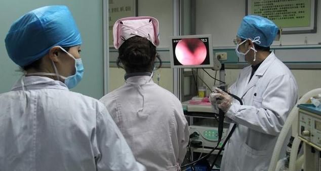 溃疡病|胃癌不是悄无声息,一旦上厕所发现一种“异常”,是胃癌