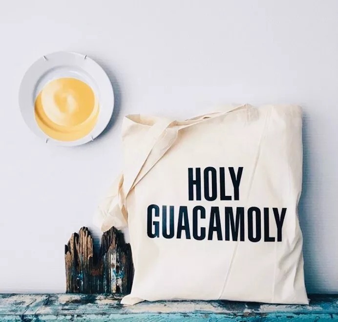 洪晃|为什么要背5000元的包?简约帆布包就足够美了!