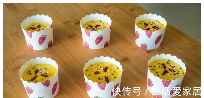 好吃|教你做玉米面发糕，简单搅一搅就上锅，做法零失败，比蛋糕还好吃