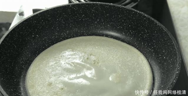 熬粥|大米别只会熬粥煮饭,加2个苹果做懒人面食,简单易学又很好吃!