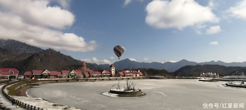 大年初四瑞雪兆丰年，成都周边西岭雪山峨眉山降大雪