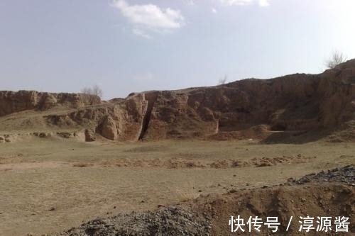 头骨&侯家窑遗址出土带孔颅骨,古人实施环钻术,应该用了这种工具