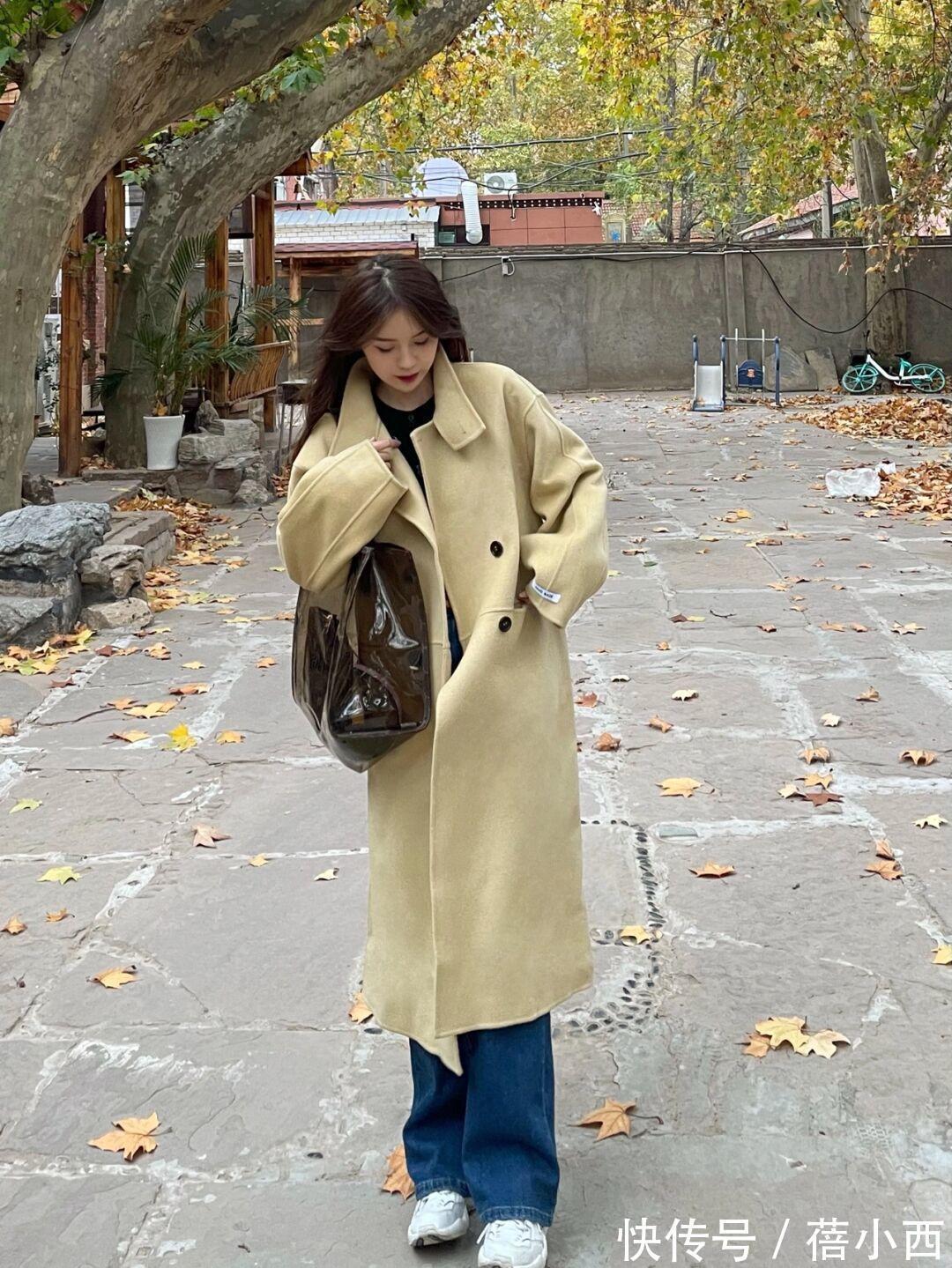 视觉效果 入手一件“长款大衣”,这样搭配阔腿裤、牛仔裤、半身裙,显档次