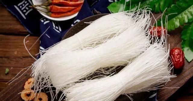 食物|“白血病”专挑孩子下手,是因孩子爱吃这道菜,3种食物少给娃吃