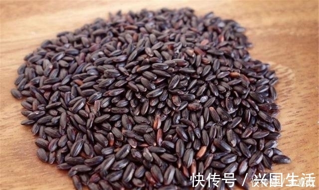 陈奶奶|高龄老人的长寿秘籍:谨记“3多2少”,或许可以长寿远离癌