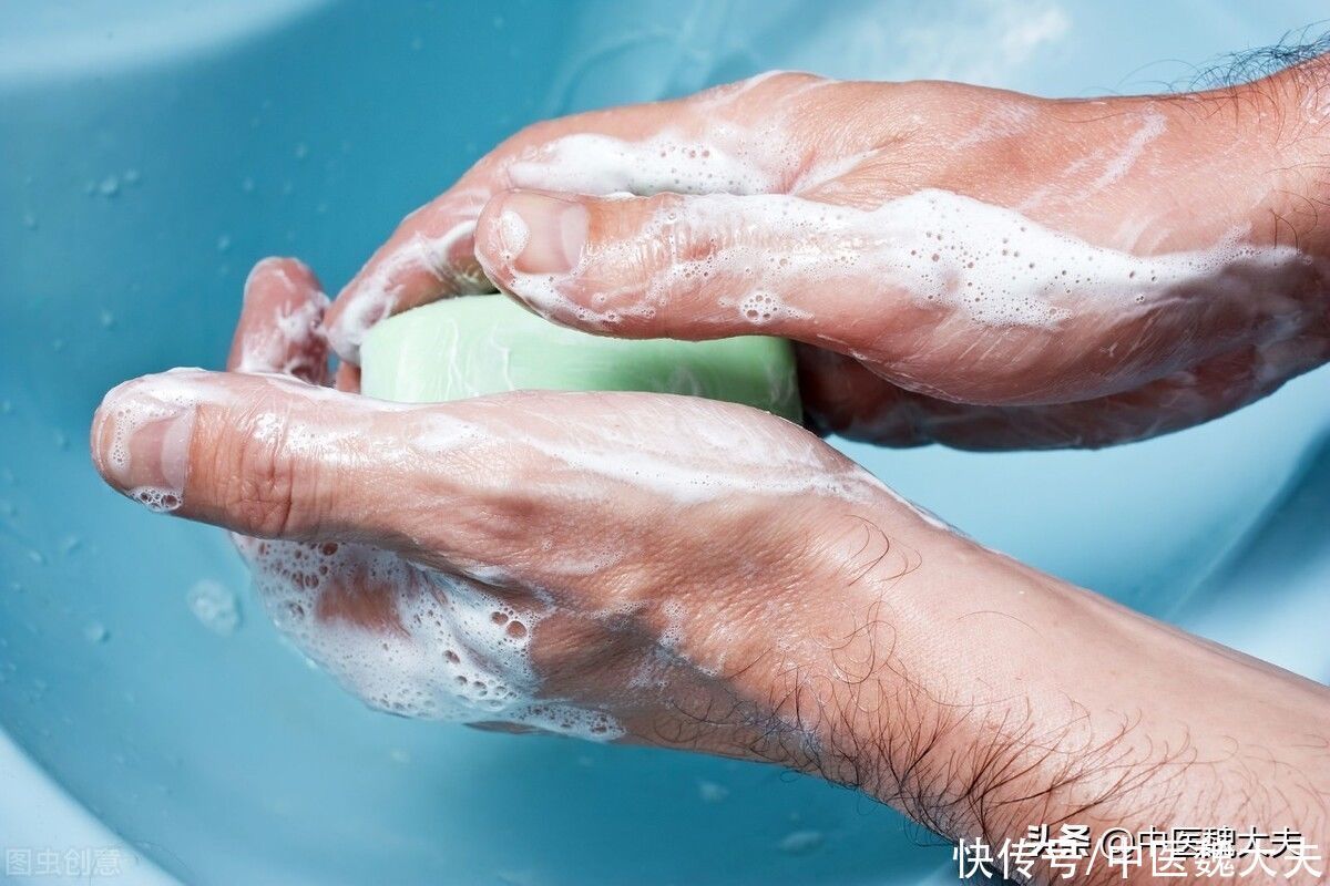 利水渗湿|痒！痒！痒！手脚上长了透明的“小水泡”，是上火了吗？