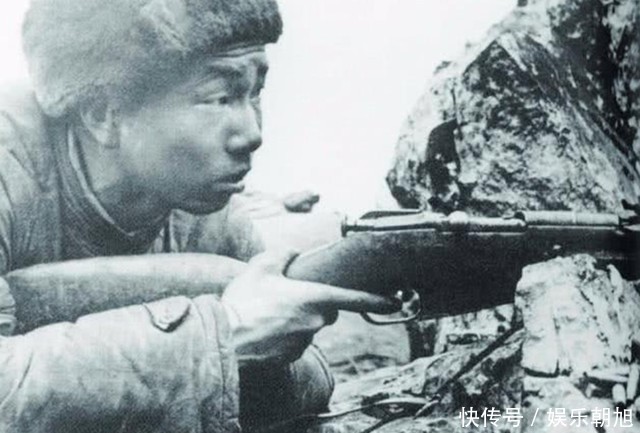 不用|二战日军为何宁愿拼刺刀也不用冲锋枪?用冲锋枪,日本人死得更快