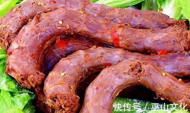 性早熟|10岁女孩骨龄达14岁,身高停滞不前,医生:这些食物少给娃吃