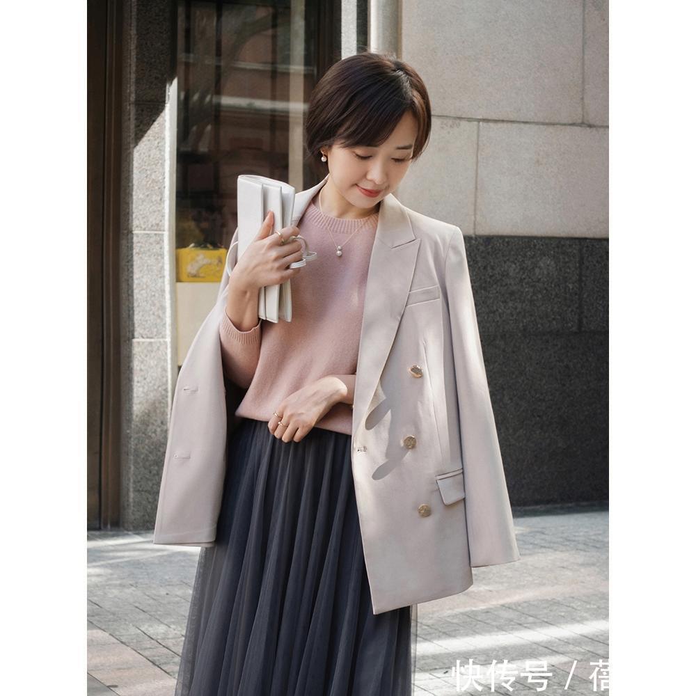 我们来了|秋季上班怎么穿才优雅?从色彩挑款到搭配,好看的都帮你选好了