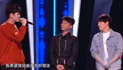 《好聲音2021》三期過后,三位助教已經(jīng)進入狀態(tài),黃霄云存在感低
